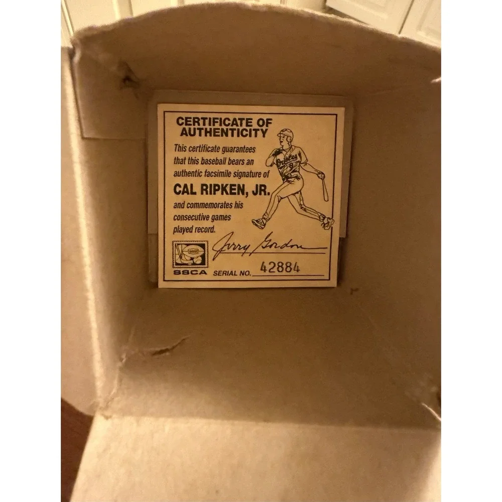 Cal Ripken Jr Ironman Commemorative Limited Edition‎ Baseball with Box & COA